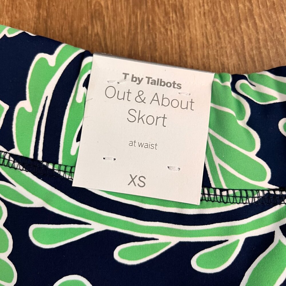 NEW Talbots Out & About Skort - Impressive Paisley Blue Green Sz XS - Picture 10 of 12